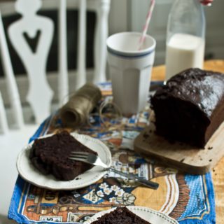 Podwójnie czekoladowe ciasto cukiniowe